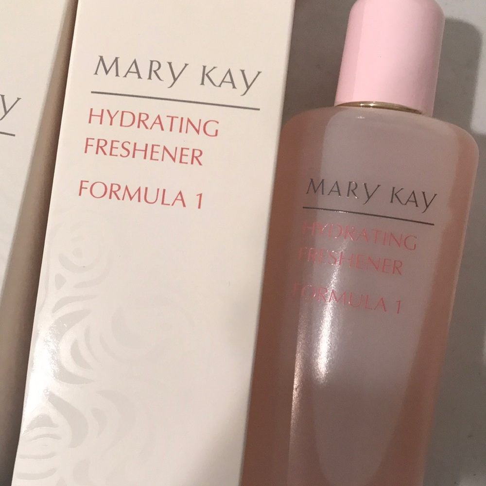 Mary Kay Hydrating Freshener Formula 1